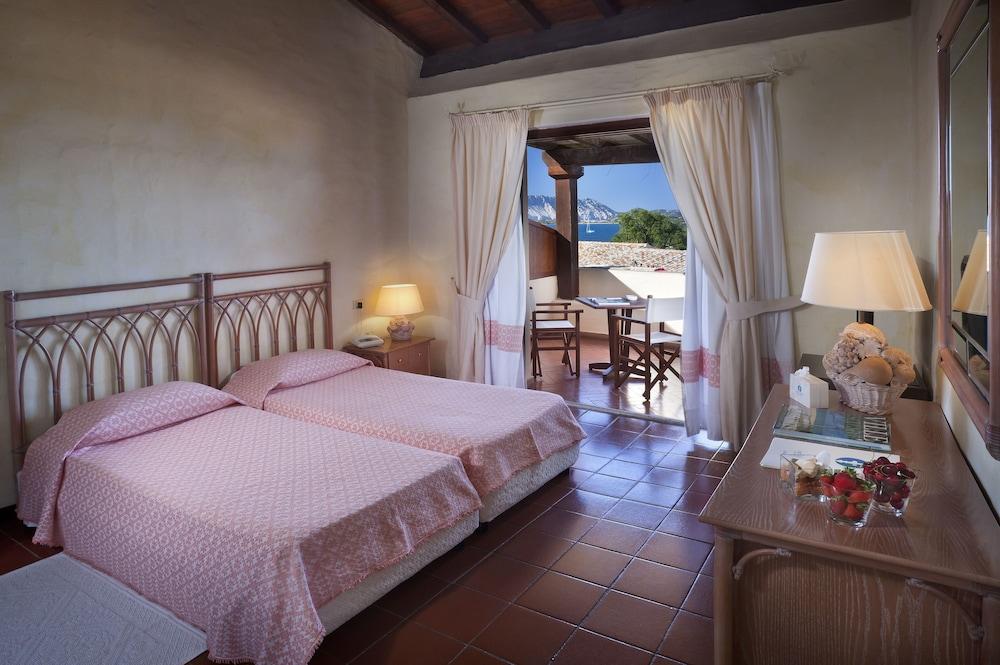 Due Lune Puntaldia & Golf 5*