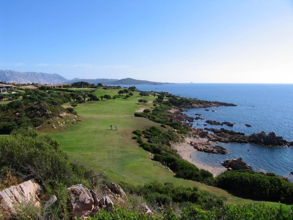 Due Lune Puntaldia & Golf San Teodoro (Sardinia)